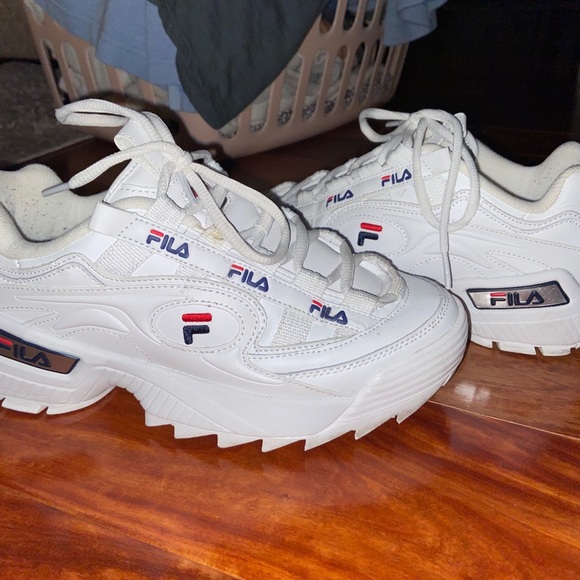 Fila Disrupter Women's 7 1/2 - Picture 3 of 6